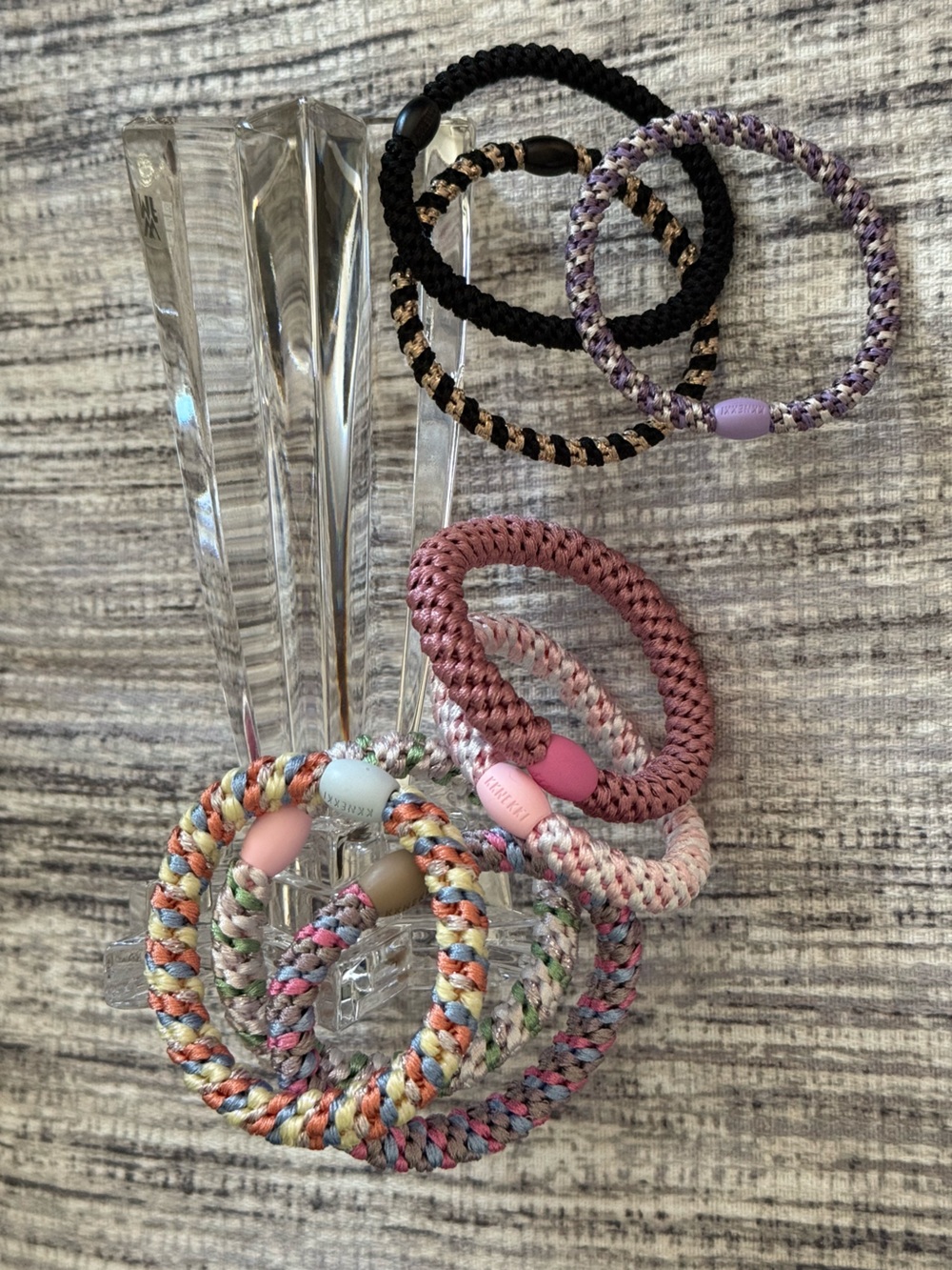 Authentic original KKNEKKI
hair ties. Set of 8 (5 regular and 3 slim)